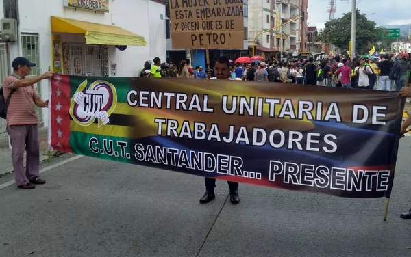 Manifestantes de la C.U.T. en Santander, Colombia Manifestantes de la C.U.T. en Santander, Colombia - Sputnik Mundo