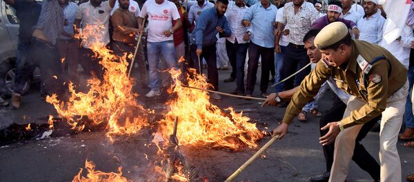 Disturbios en Assam, la India - Sputnik Mundo
