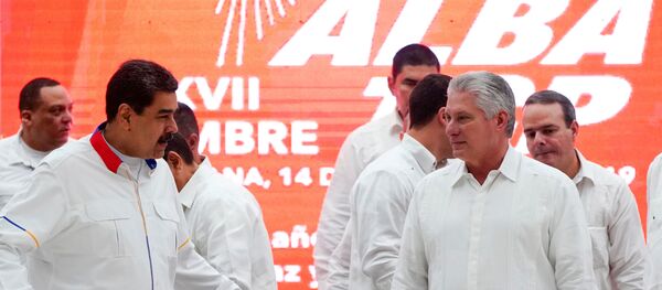 El presidente de Venezuela, Nicolás Maduro junto al presidente de Cuba, Miguel Díaz-Canel - Sputnik Mundo