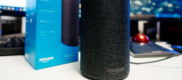 El altavoz inteligente Echo de Amazon - Sputnik Mundo
