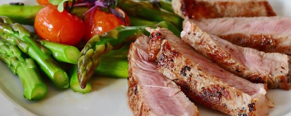 Carne y verduras - Sputnik Mundo