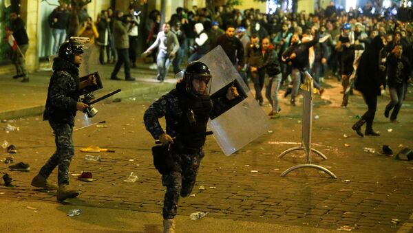 Protestas en Beirut, Líbano - Sputnik Mundo