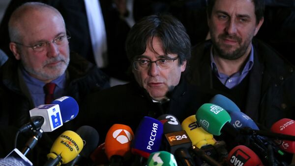 Carles Puigdemont, expresidente catalán - Sputnik Mundo