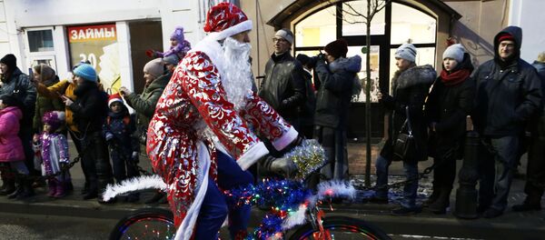 El Papá Noel ruso (imagen referencial) - Sputnik Mundo