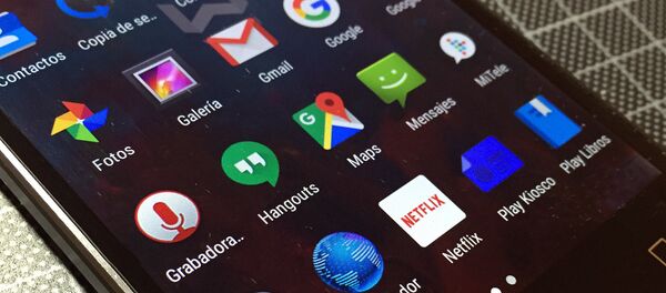 Un teléfono Android (imágen referencial) - Sputnik Mundo