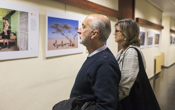 La exposición del concurso Andréi Stenin 2019 en Madrid  - Sputnik Mundo