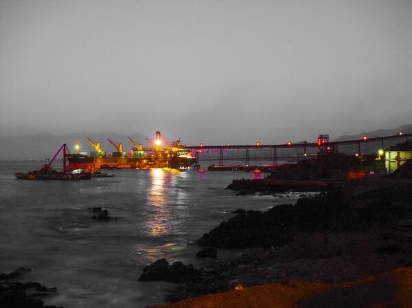 Las zonas de sacrificio en Chile: depredación empresarial y abandono estatal - Sputnik Mundo