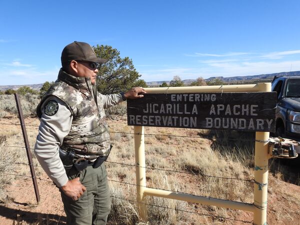 El español que luchó por proteger las reservas sagradas Apache en Nuevo México El español que luchó por proteger las reservas sagradas Apache en Nuevo México - Sputnik Mundo