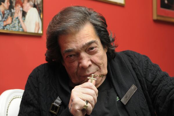Cacho Castaña, cantante y compositor argentino - Sputnik Mundo