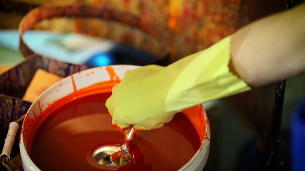 Adornos artesanales de cristal, una tradición navideña que resiste el paso del tiempo en Rusia | Vídeo Adornos artesanales de cristal, una tradición navideña que resiste el paso del tiempo en Rusia | Vídeo - Sputnik Mundo