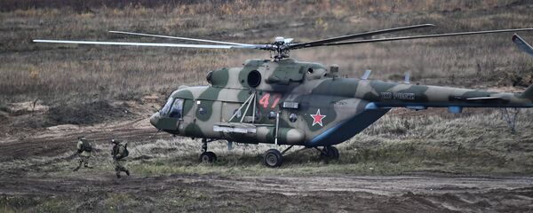 Un helicóptero Mi-8 - Sputnik Mundo