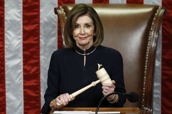 Nancy Pelosi, presidenta de la Cámara de Representantes de EEUU Nancy Pelosi, presidenta de la Cámara de Representantes de EEUU - Sputnik Mundo