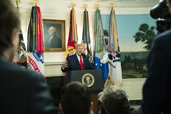 Donald Trump, presidente de EEUU, anuncia la muerte del líder terrorista Abu Bakr Bagdadi, el 27 de octubre de 2019 Donald Trump, presidente de EEUU, anuncia la muerte del líder terrorista Abu Bakr Bagdadi, el 27 de octubre de 2019 - Sputnik Mundo