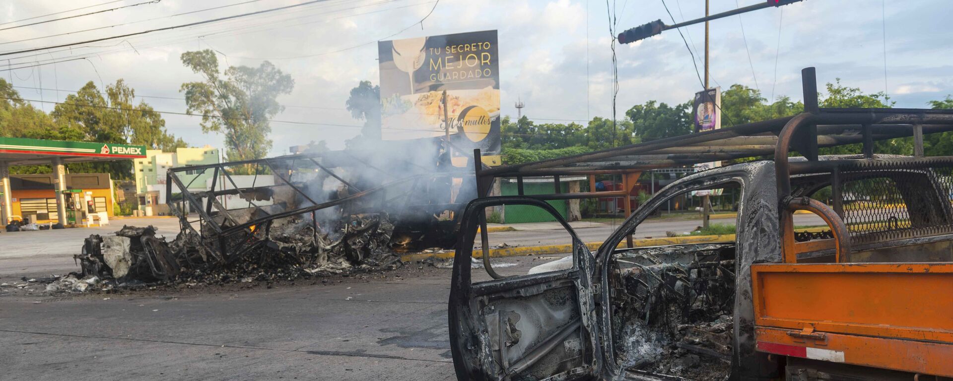 Consecuencias de los enfrentamientos en la ciudad de Culiacán (México), entre las fuerzas del orden y los sicarios de los carteles, el 18 de octubre de 2019 - Sputnik Mundo, 1920, 06.06.2020