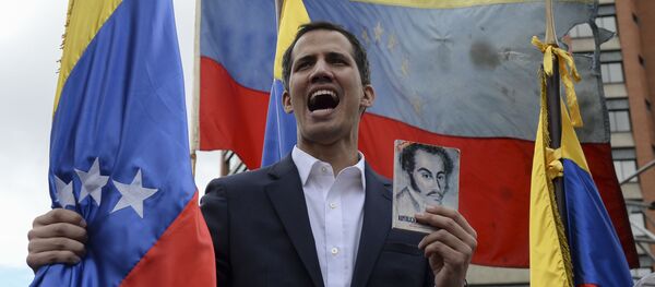Juan Guaidó, político venezolano, juramenta como presidente encargado de Venezuela, el 23 de enero de 2019 Juan Guaidó, político venezolano, juramenta como presidente encargado de Venezuela, el 23 de enero de 2019 - Sputnik Mundo