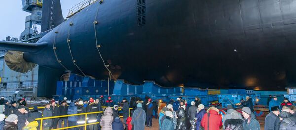 Lanzamiento del submarino nuclear Novosibirsk del proyecto Yasen-M en Severodvinsk - Sputnik Mundo