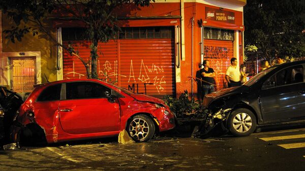 Un accidente de tráfico, imagen referencial - Sputnik Mundo