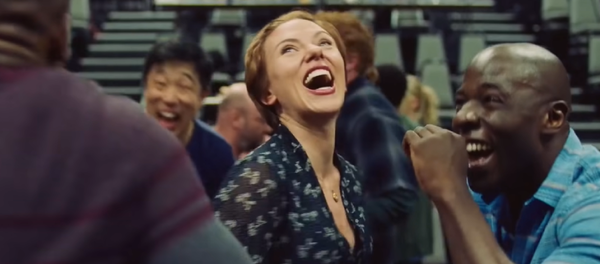 Scarlett Johansson en la película 'Historia de un matrimonio' - Sputnik Mundo