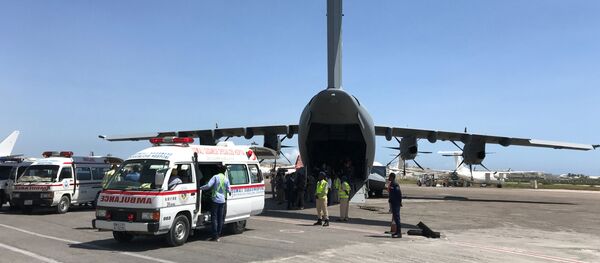 El avión turco con la ayuda humanitaria para Somalía - Sputnik Mundo