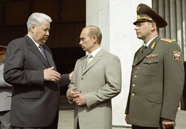 Padre fundador de Rusia y mentor de Putin: ascenso y ocaso de Borís Yeltsin Padre fundador de Rusia y mentor de Putin: ascenso y ocaso de Borís Yeltsin - Sputnik Mundo