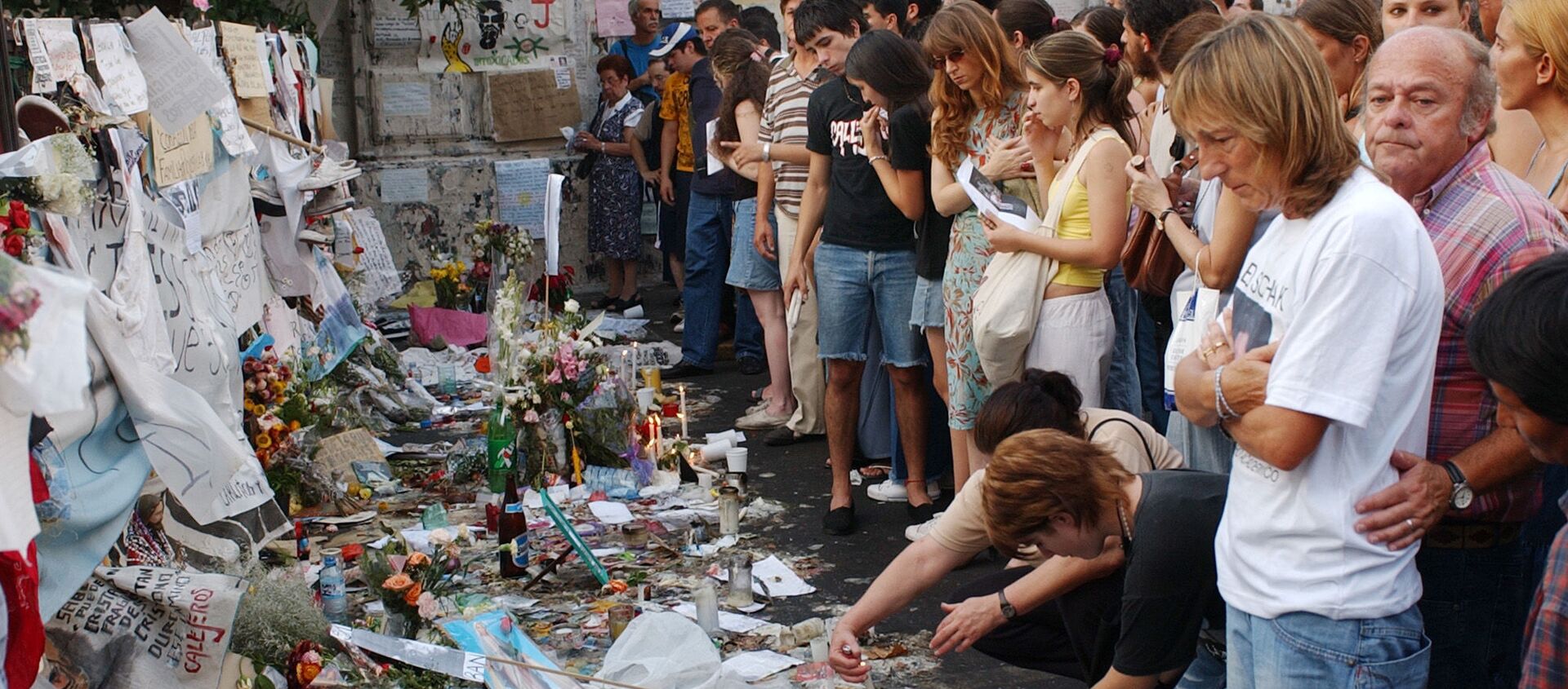 Familiares de las víctimas de la tragedia de Cromañón les rinden tributo un año después del incendio - Sputnik Mundo, 1920, 30.12.2019