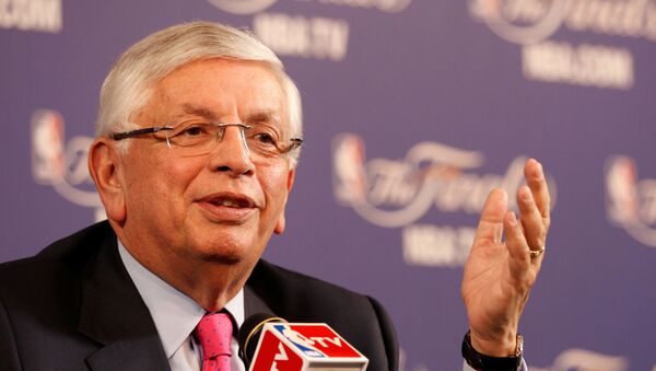 David Stern, excomisionado de la NBA - Sputnik Mundo