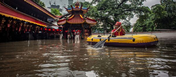 Inundaciones en Indonesia - Sputnik Mundo