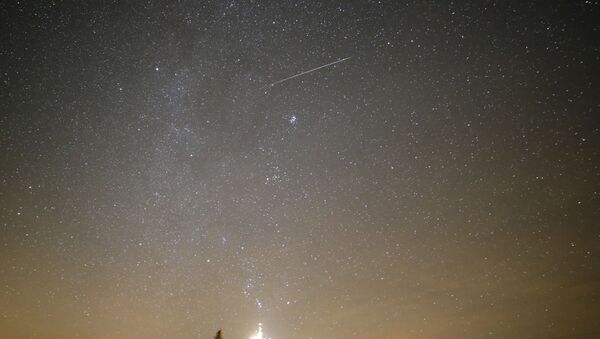 Una lluvia de meteoros en Bielorrusia - Sputnik Mundo