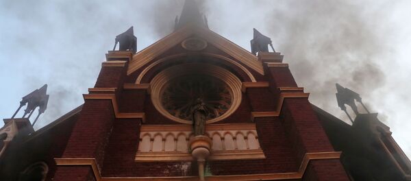 Incendio en la iglesia San Francisco de Borja Incendio en la iglesia San Francisco de Borja - Sputnik Mundo
