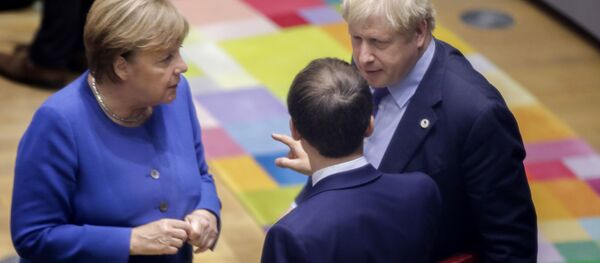 La canciller federal alemana, Angela Merkel, el presidente francés, Emmanuel Macron, y el primer ministro británico, Boris Johnson La canciller federal alemana, Angela Merkel, el presidente francés, Emmanuel Macron, y el primer ministro británico, Boris Johnson - Sputnik Mundo