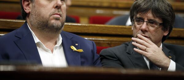 El expresidente catalán Carles Puigdemont y el exvicepresidente Oriol Junqueras El expresidente catalán Carles Puigdemont y el exvicepresidente Oriol Junqueras - Sputnik Mundo