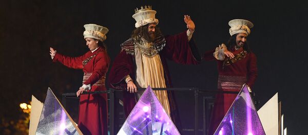 Una cabalgata de los Reyes Magos en Madrid - Sputnik Mundo