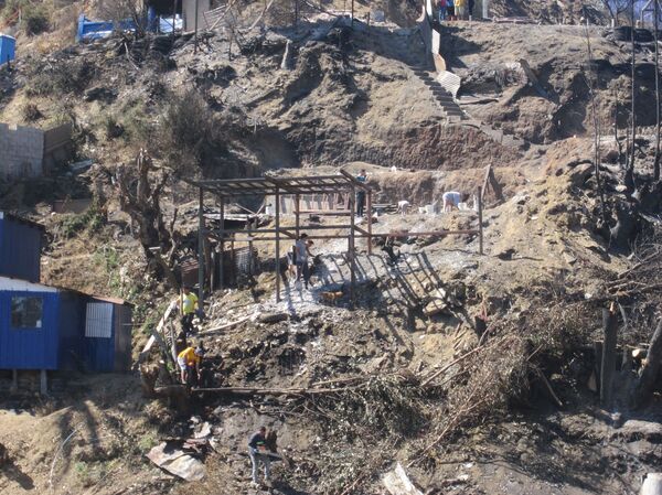 Incendio en Valparaíso: de las cenizas a la autorreconstrucción Incendio en Valparaíso: de las cenizas a la autorreconstrucción - Sputnik Mundo