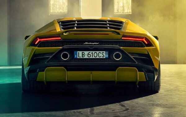 Vista trasera del Huracán EVO RWD después de su actualización Vista trasera del Huracán EVO RWD después de su actualización - Sputnik Mundo