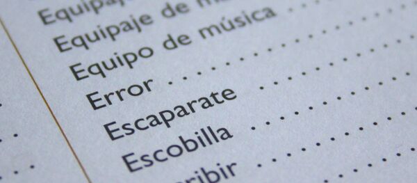 Un diccionario del español (imagen referencial) Un diccionario del español (imagen referencial) - Sputnik Mundo