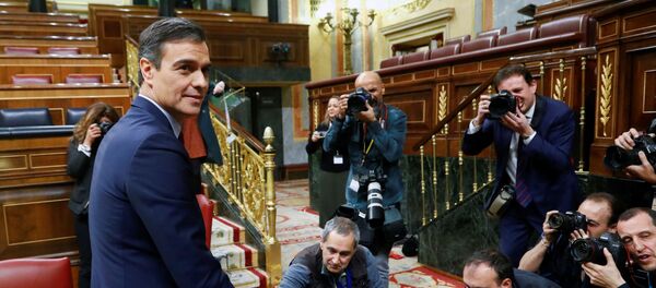 Pedro Sánchez, presidente del Gobierno español con plenos poderes - Sputnik Mundo