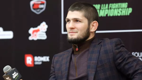 Khabib Nurmagomedov, campeón de peso ligero de la UFC