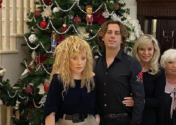 A los 70 años, la cantante más famosa de Rusia sorprende con su apariencia | Foto - Sputnik Mundo