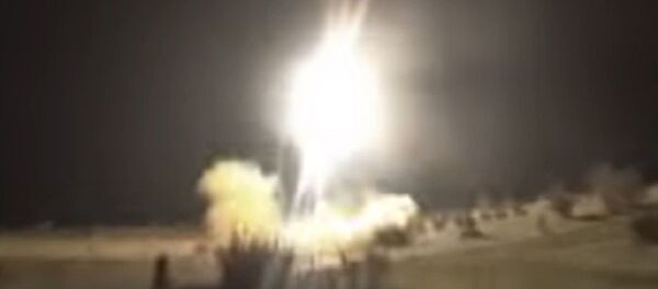 Lanzamiento de misiles iraníes contra las bases estadounidenses - Sputnik Mundo