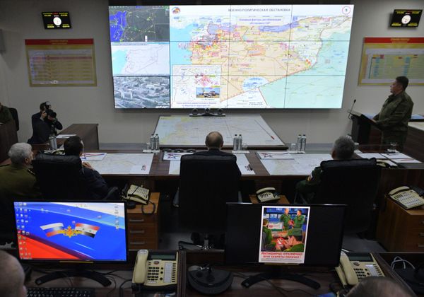 Así fue la visita de Putin a Siria - Sputnik Mundo