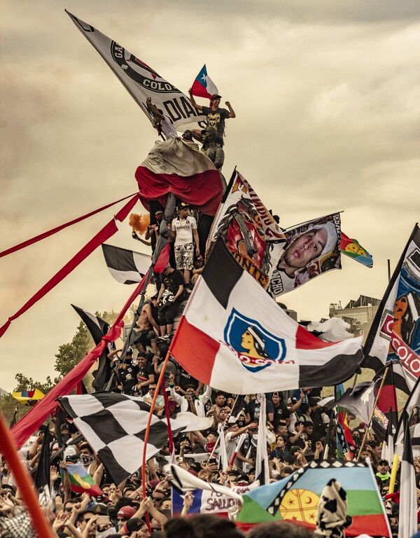 Las barras bravas del fútbol chileno están en paz gracias al estallido social - Sputnik Mundo