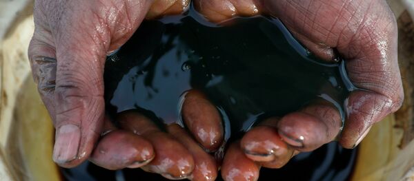 Petróleo (imagen referencial) - Sputnik Mundo