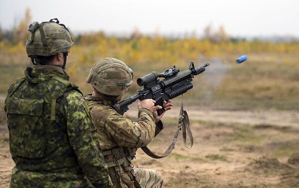 El ministerio de Investigación y Desarrollo de la Defensa de Canadá ha completado recientemente pruebas para mejorar la precisión de los lanzagranadas - Sputnik Mundo