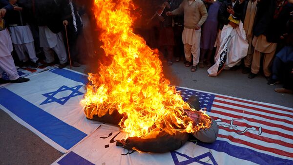 La protesta en Irán por el asesinato de Qasem Soleimani - Sputnik Mundo