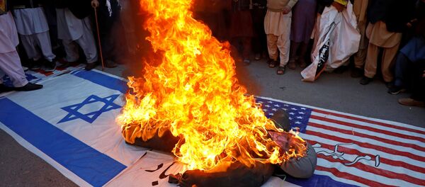 La protesta en Irán por el asesinato de Qasem Soleimani - Sputnik Mundo