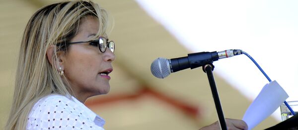 La presidenta de facto de Bolivia, Jeanine Áñez - Sputnik Mundo