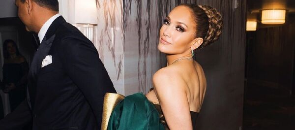 La cantante y actriz Jennifer López - Sputnik Mundo