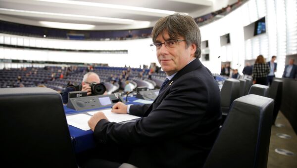 Carles Puigdemont, expresidente del Gobierno catalán y actual eurodiputado - Sputnik Mundo