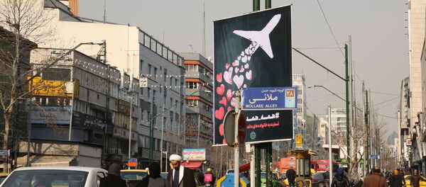 Un poster en homenaje al avión ucraniano derribado por Irán - Sputnik Mundo