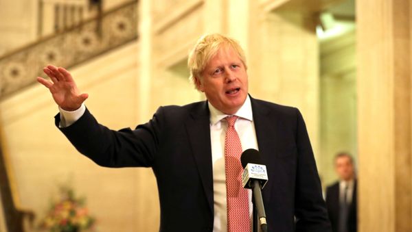El jefe del Gobierno británico, Boris Johnson El jefe del Gobierno británico, Boris Johnson - Sputnik Mundo